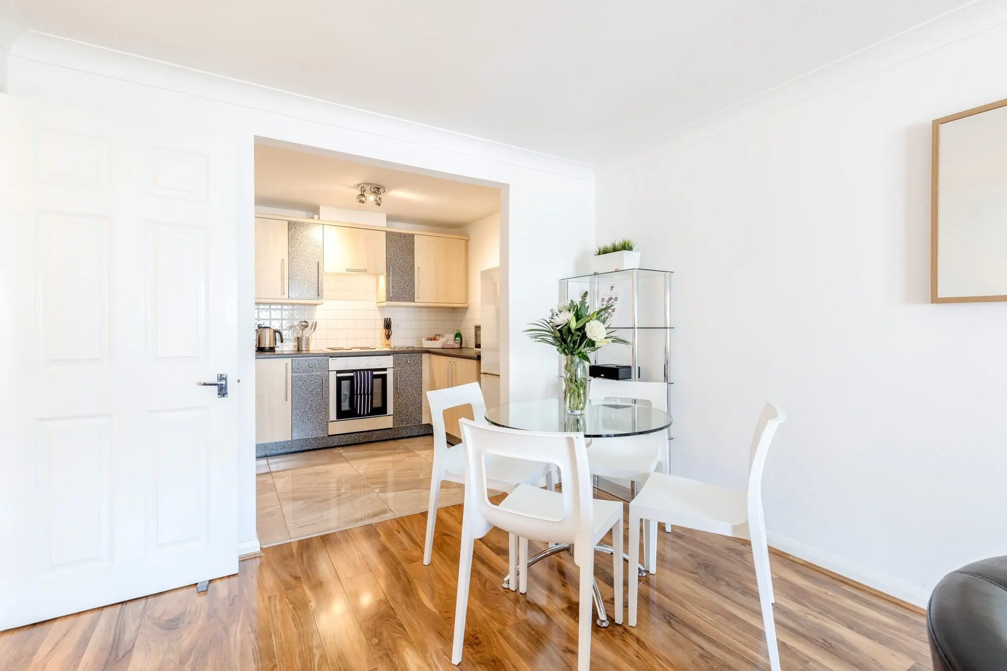 432_Regents_Court_United_Kingdom_Kingston_Upon_Thames_Sopwith_Way_Lougne2