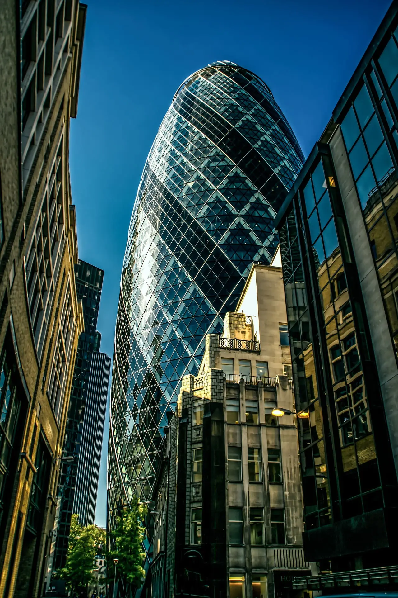 The Gherkin Building in the prime business district of the City of London