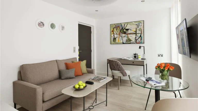 The Chronicle Aparthotel