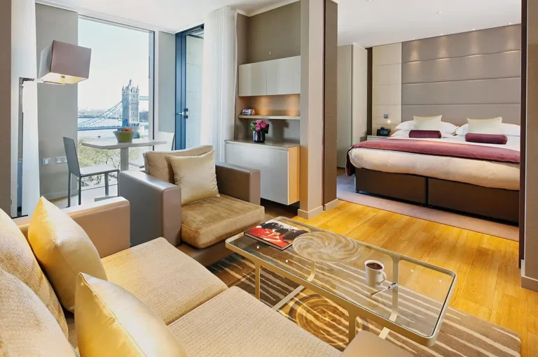  Cheval Three Quays Luxury Serviced Residences near Tower Bridge London