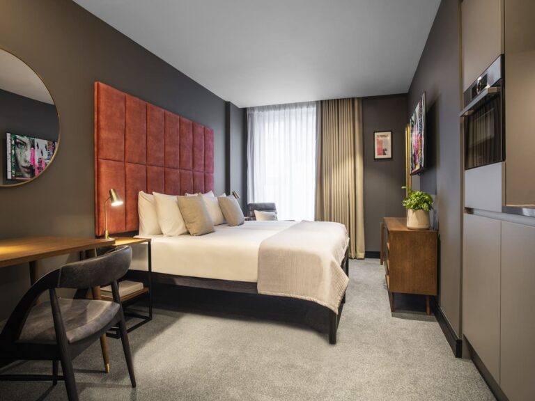 Urban Studio at The Gate London City